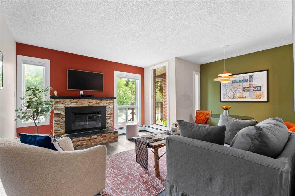 825 4 Street - Photo 1