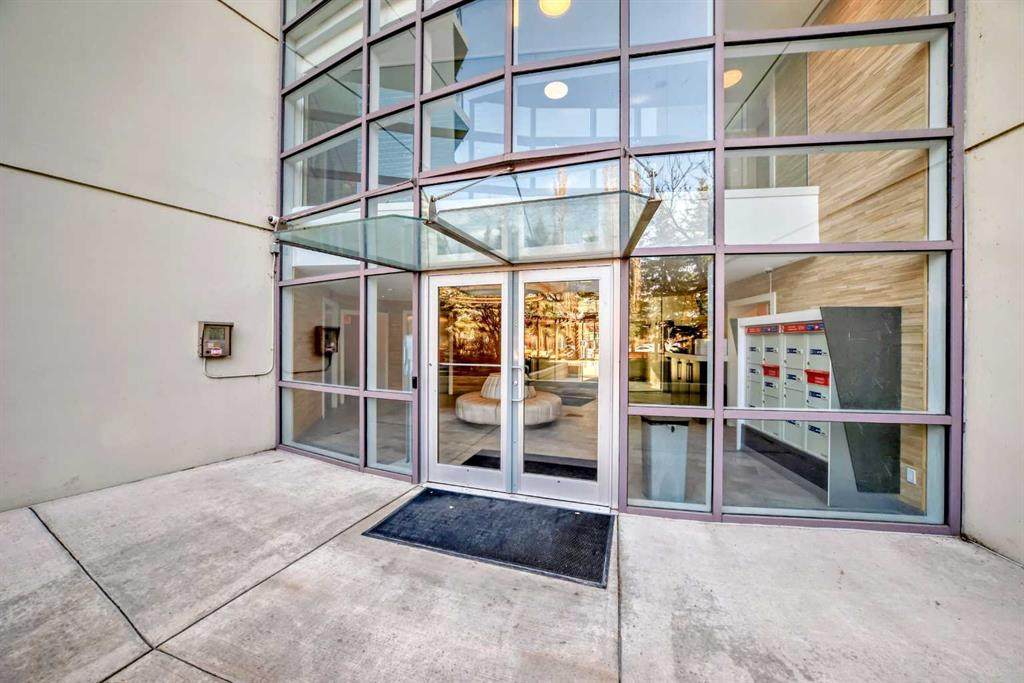 1108 6 Avenue - Photo 1