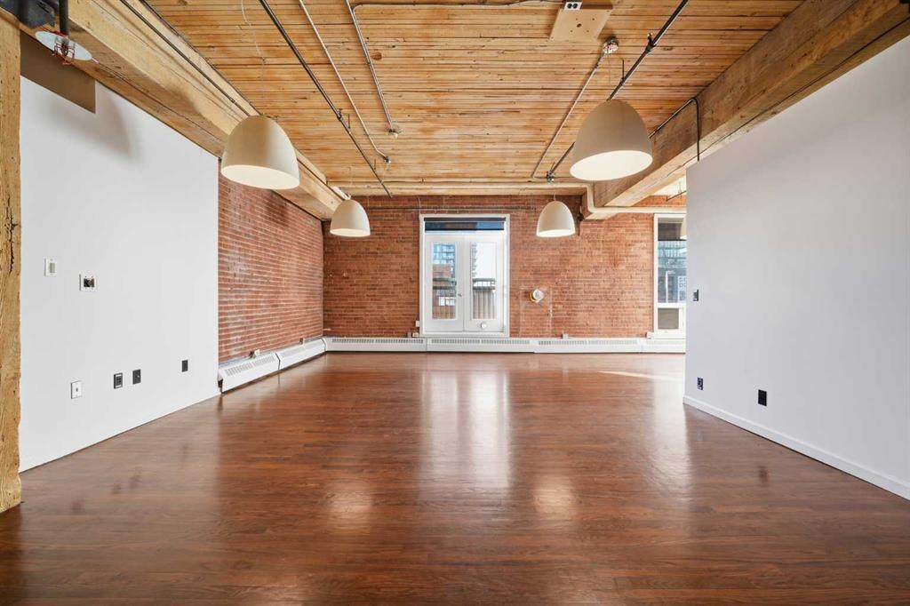 535 10 Avenue - Photo 1