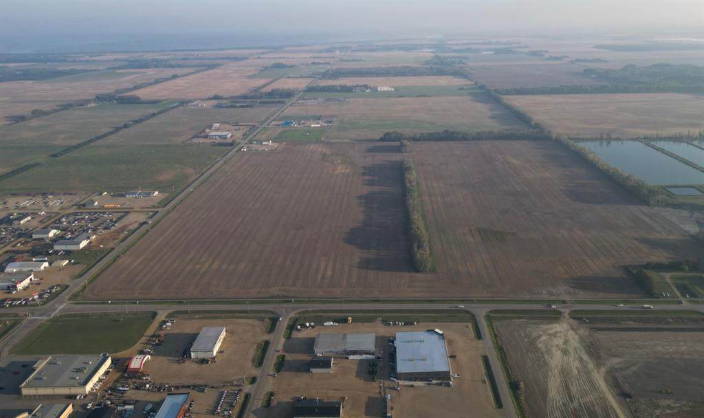 https://bt-photos.global.ssl.fastly.net/calgary/orig_boomver_2_A2254526-2.jpg