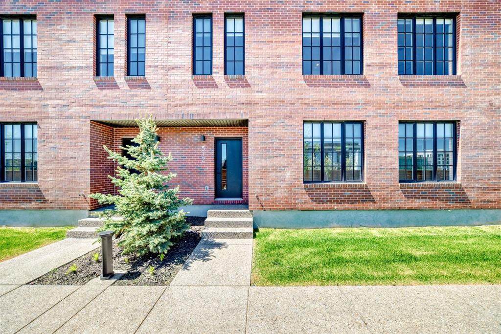 8155 8 Avenue - Photo 1