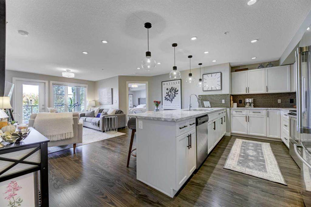 5029 Edgemont Boulevard - Photo 1