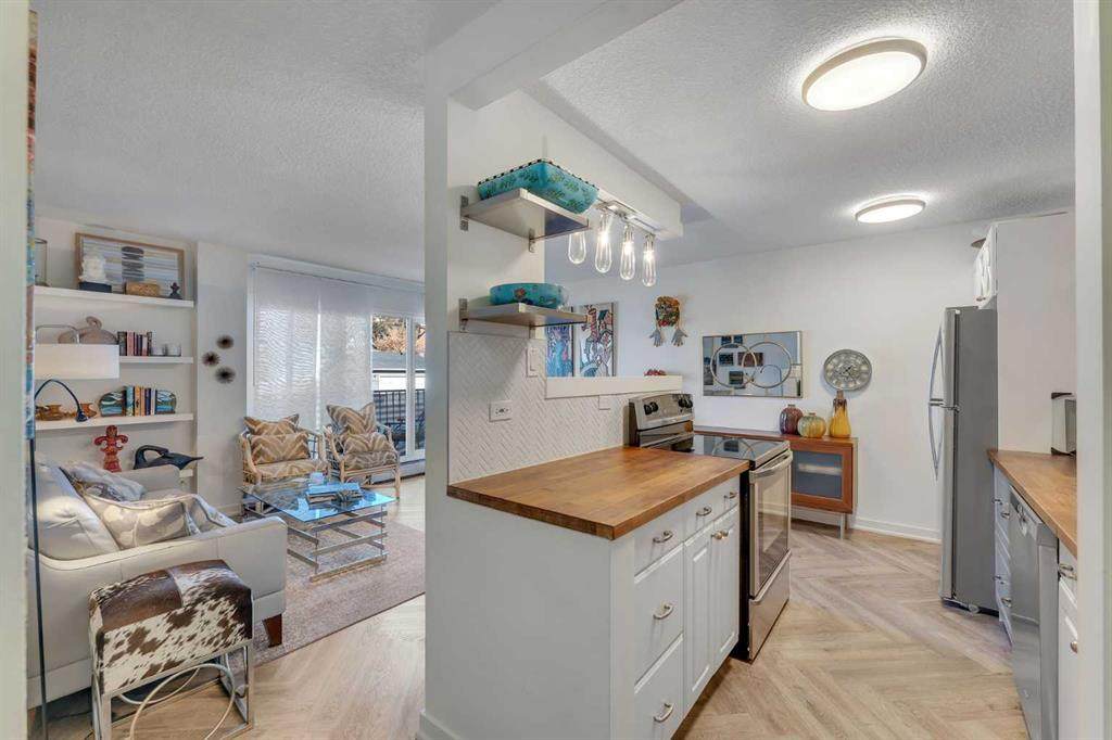 1626 14 Avenue - Photo 1