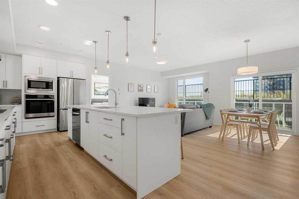 550 Belmont Street - Photo 1