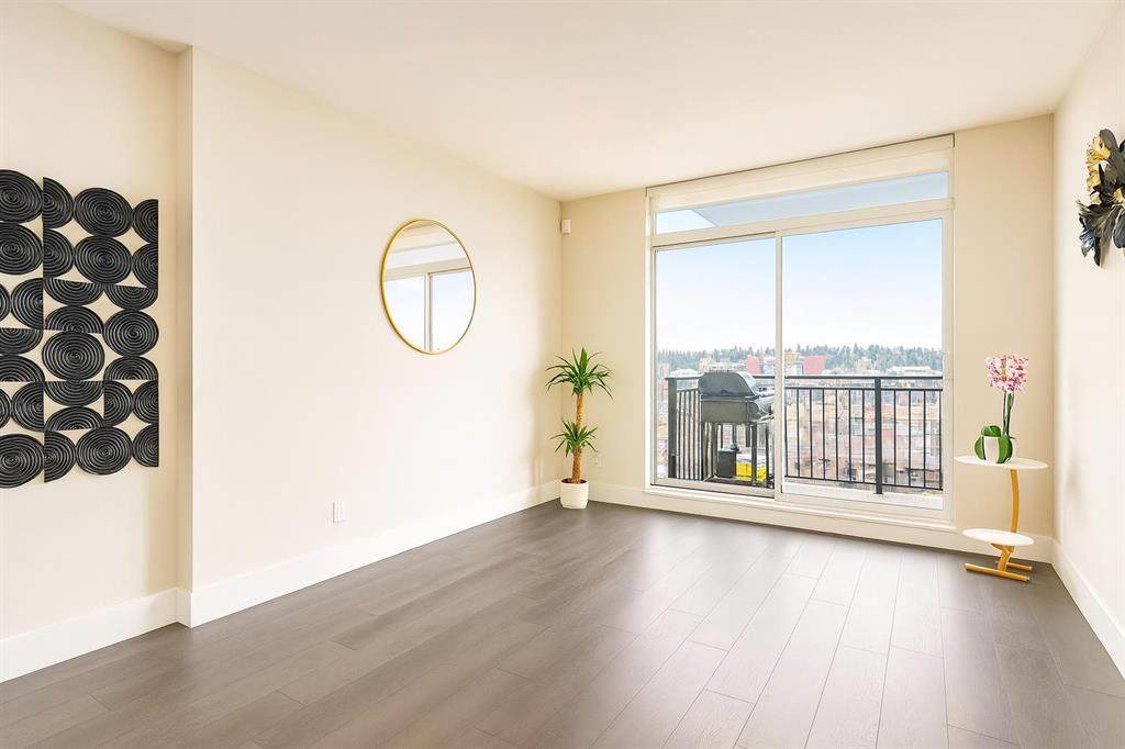 1111 10 Street - Photo 1