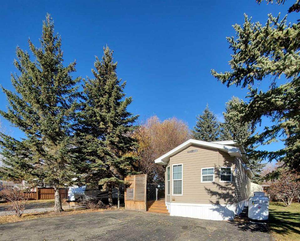 61 Points West Resort - Photo 1