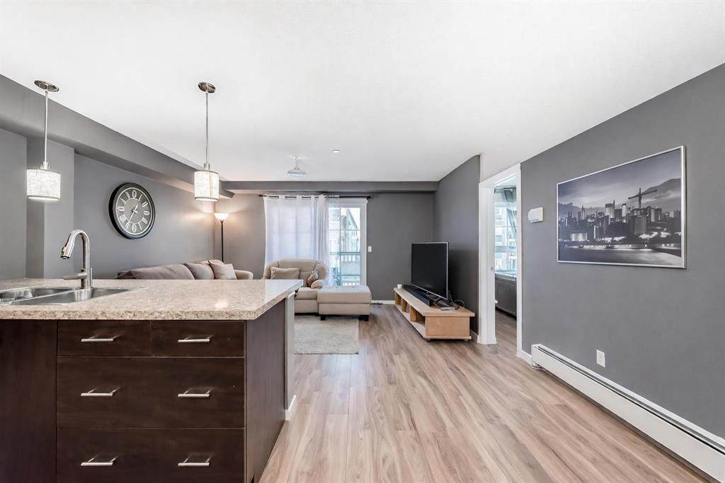 https://bt-photos.global.ssl.fastly.net/calgary/orig_boomver_2_A2275543-2.jpg
