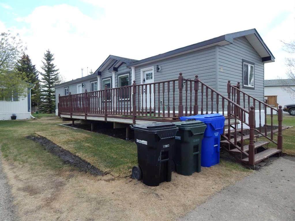5210 65 Avenue - Photo 1