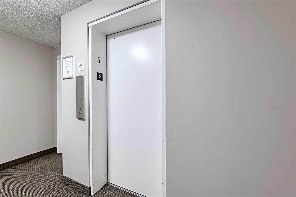 https://bt-photos.global.ssl.fastly.net/calgary/orig_boomver_2_A2281812-2.jpg