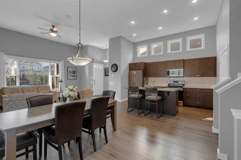 25 Drake Landing Boulevard - Photo 1