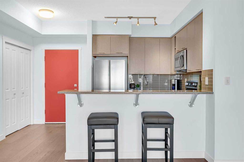 https://bt-photos.global.ssl.fastly.net/calgary/orig_boomver_1_A2284010-2.jpg