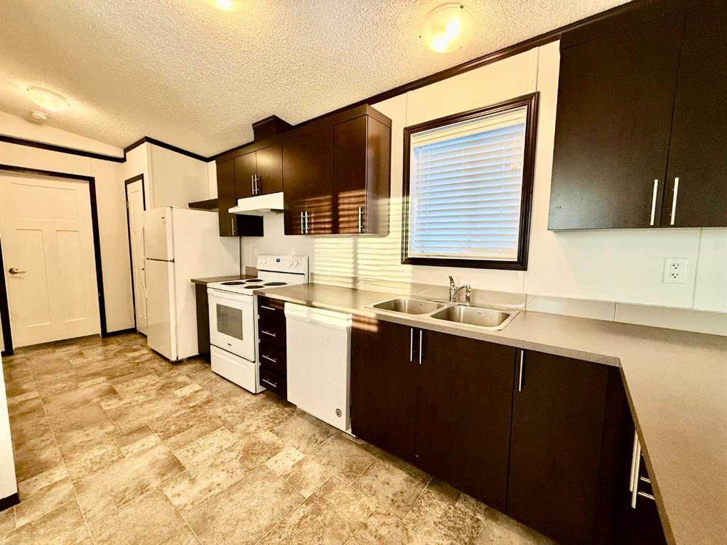 https://bt-photos.global.ssl.fastly.net/calgary/orig_boomver_2_A2287768-2.jpg
