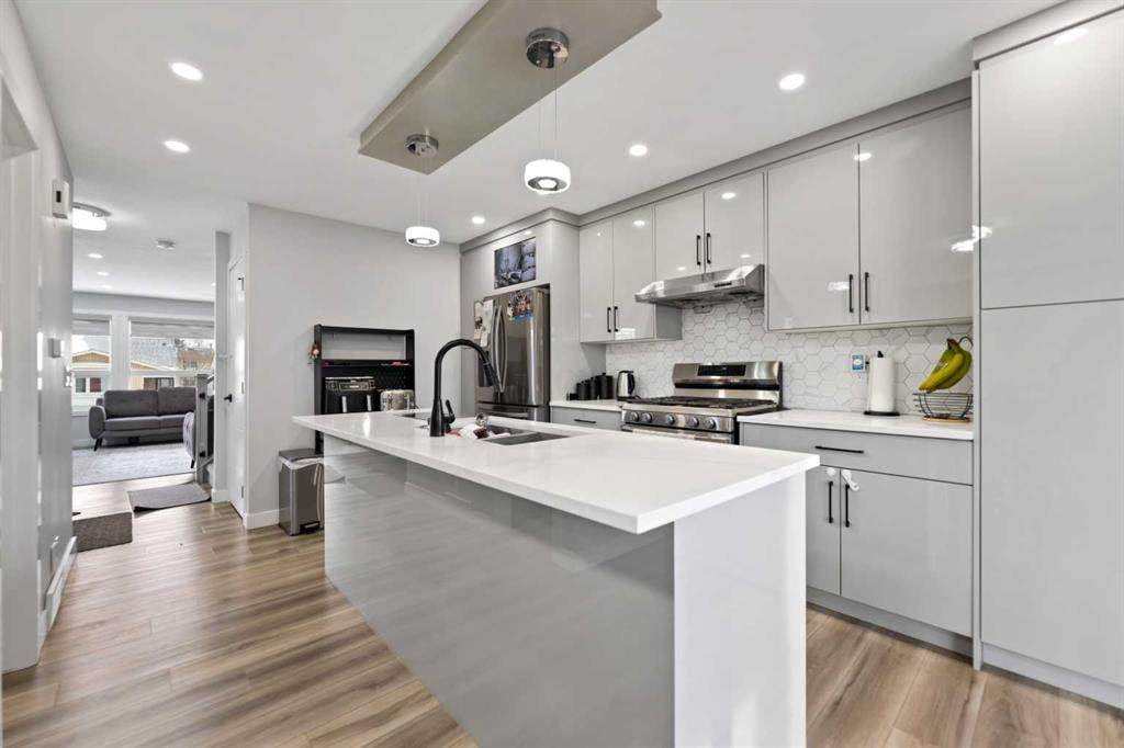 313 Falwood Way - Photo 1