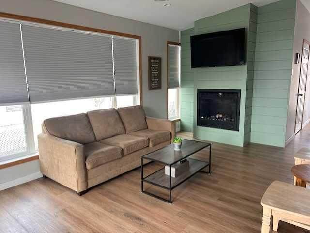 https://bt-photos.global.ssl.fastly.net/calgary/orig_boomver_1_A2289144-2.jpg