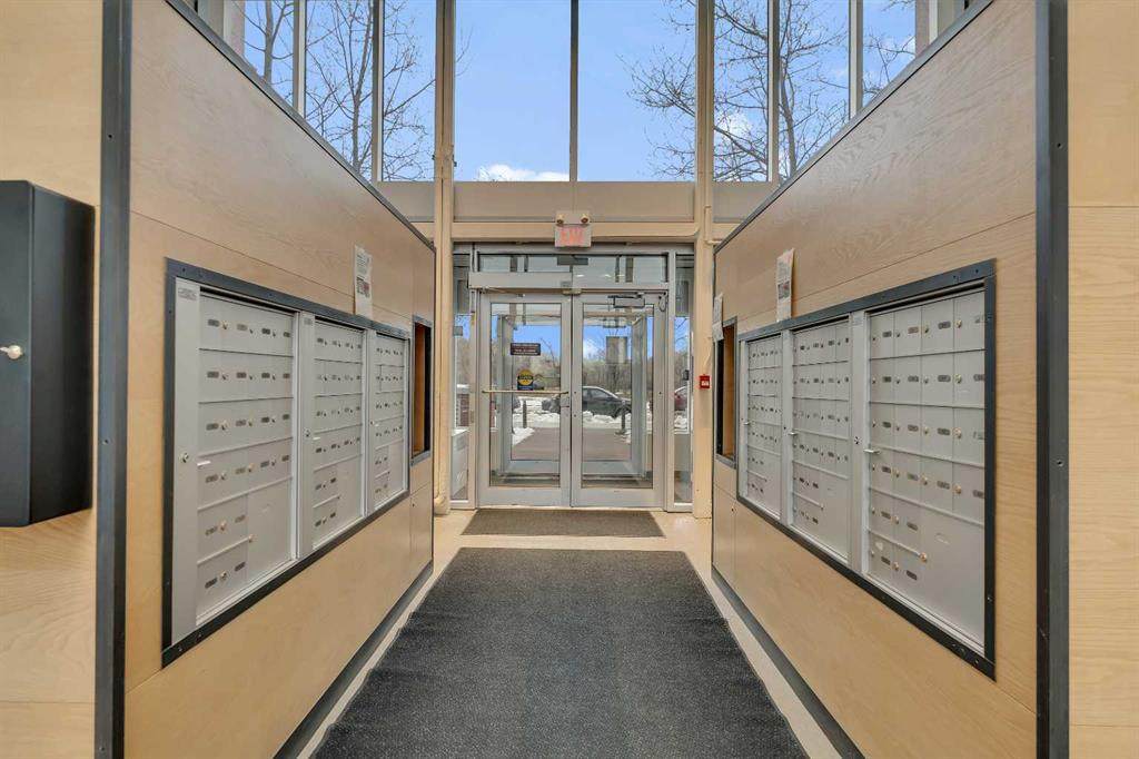https://bt-photos.global.ssl.fastly.net/calgary/orig_boomver_2_A2298634-2.jpg