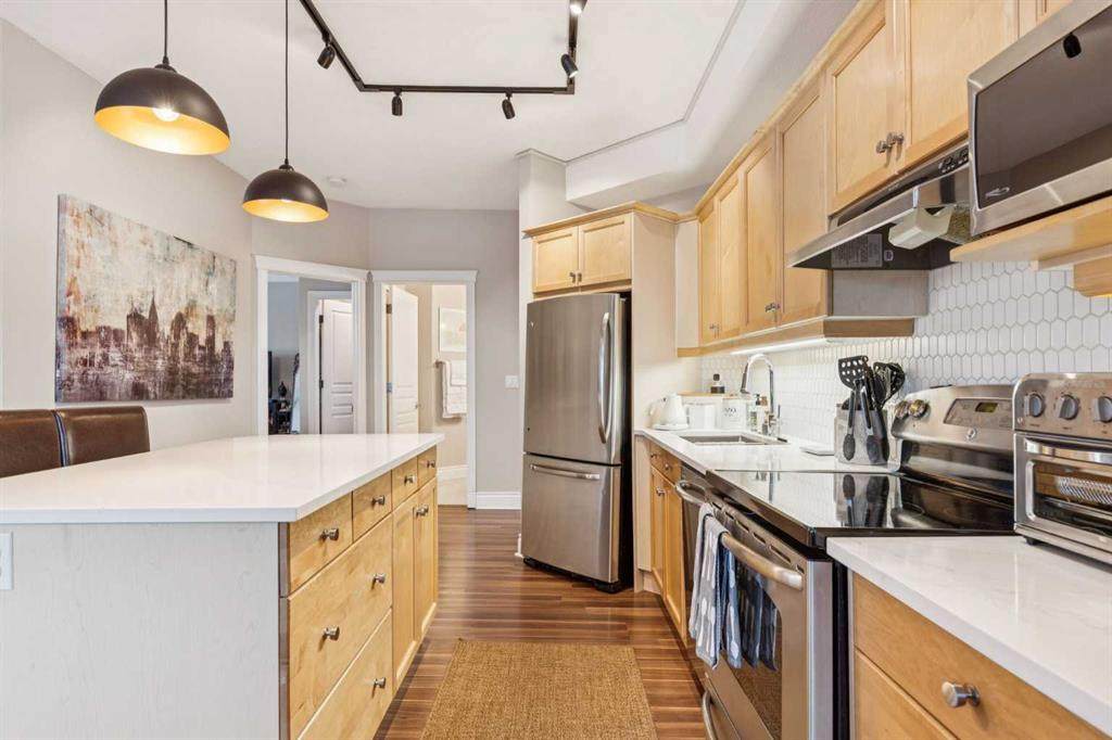 4 14 Street - Photo 1