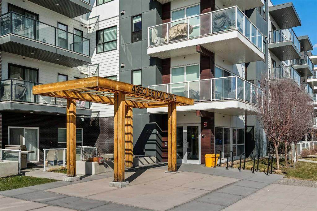 https://bt-photos.global.ssl.fastly.net/calgary/orig_boomver_2_A2300310-2.jpg