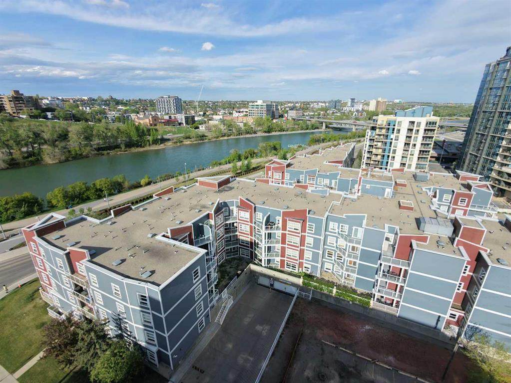 333 Riverfront Avenue - Photo 1