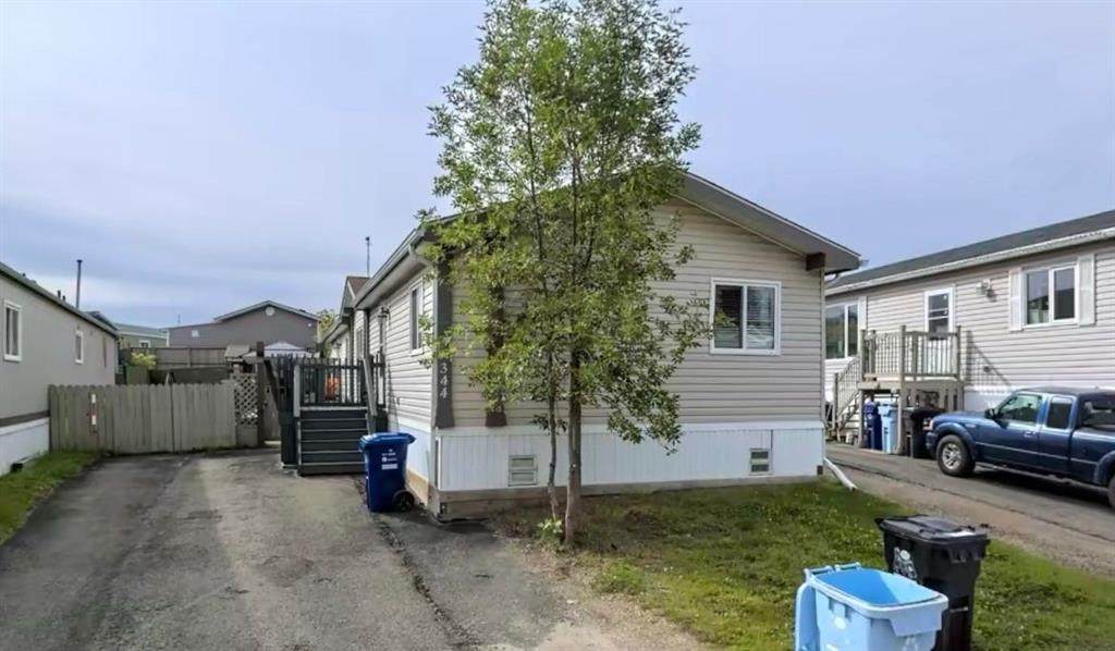 344 Grey Crescent - Photo 1