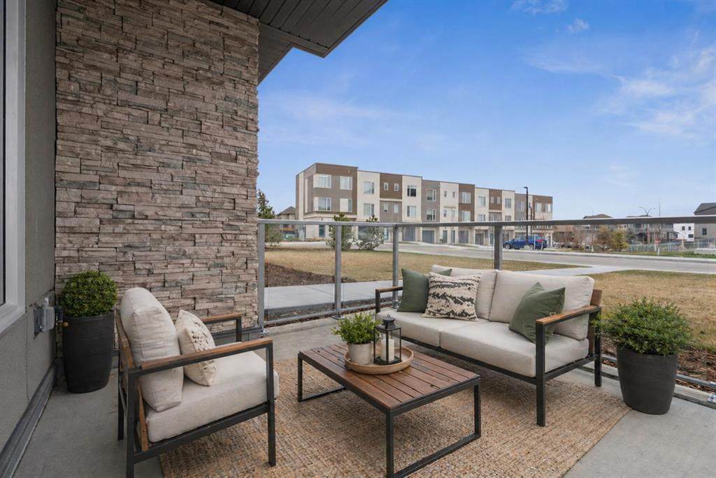 655 Shawnee Square - Photo 1