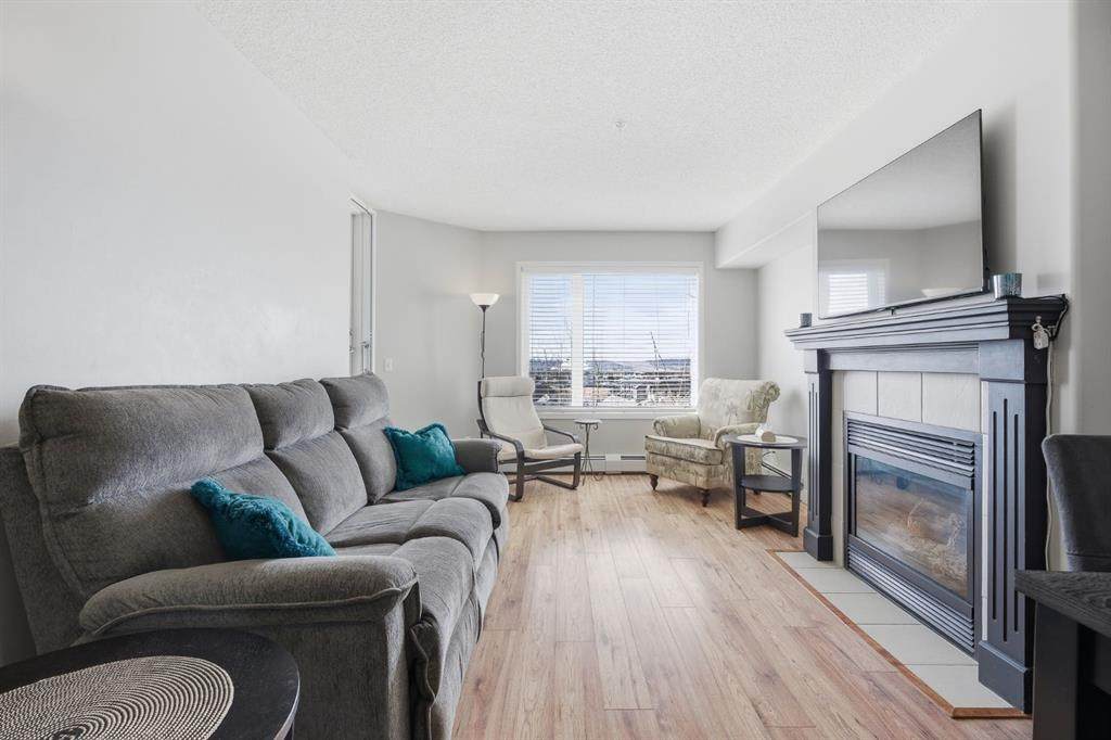 https://bt-photos.global.ssl.fastly.net/calgary/orig_boomver_2_A2305650-2.jpg