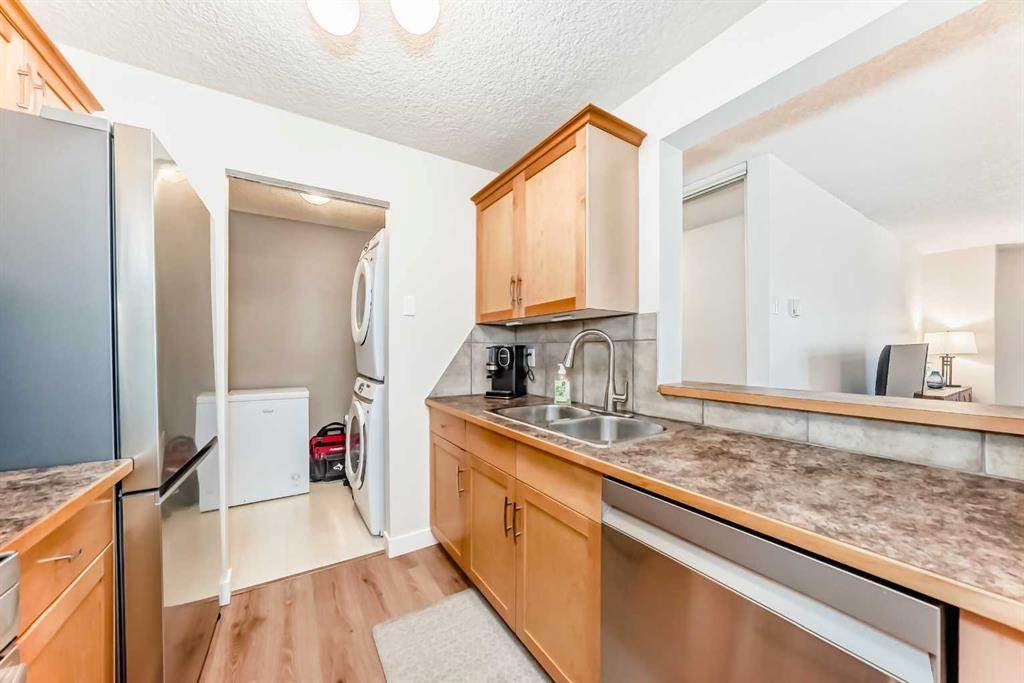 https://bt-photos.global.ssl.fastly.net/calgary/orig_boomver_2_A2307524-2.jpg
