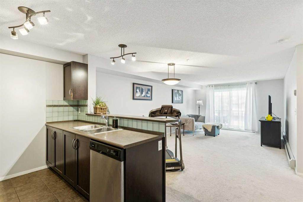 60 Panatella Street - Photo 1