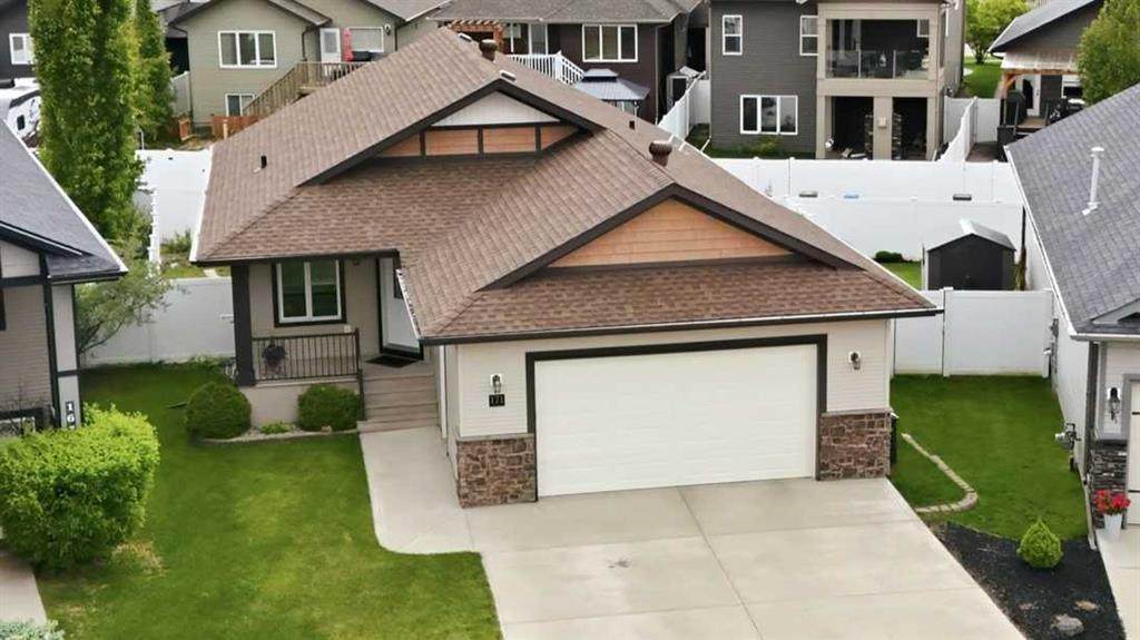 171 Voisin Close - Photo 1