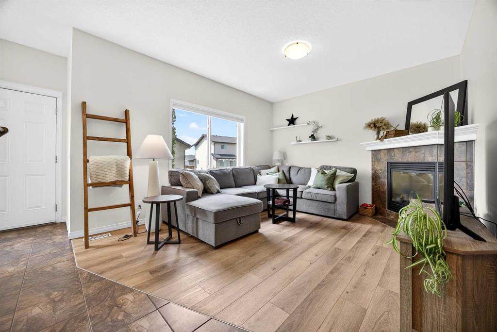https://bt-photos.global.ssl.fastly.net/calgary/orig_boomver_2_A2315757-2.jpg
