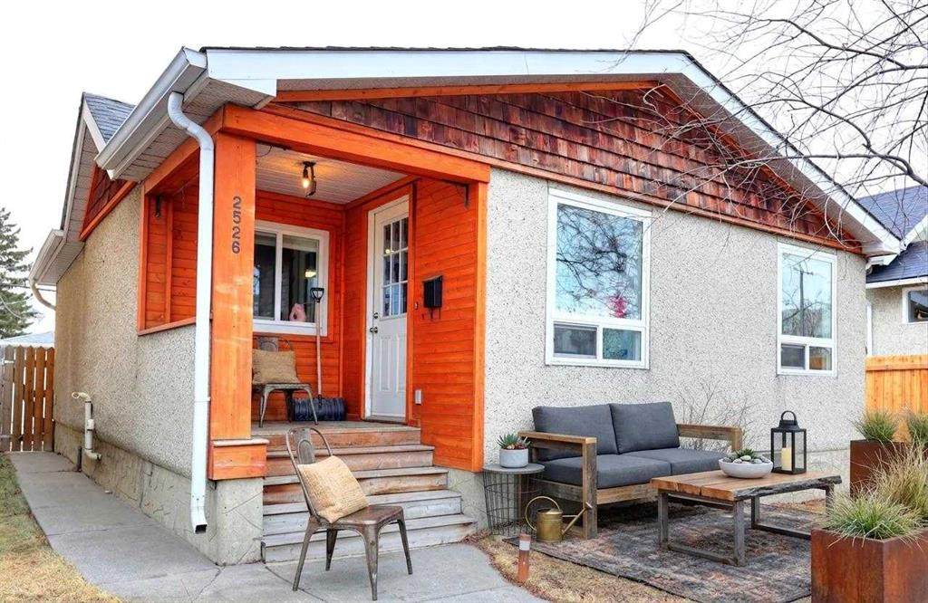 2526 16 Street - Photo 1