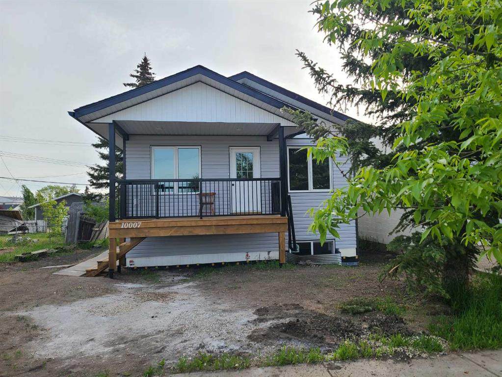 10007 99 Street - Photo 1