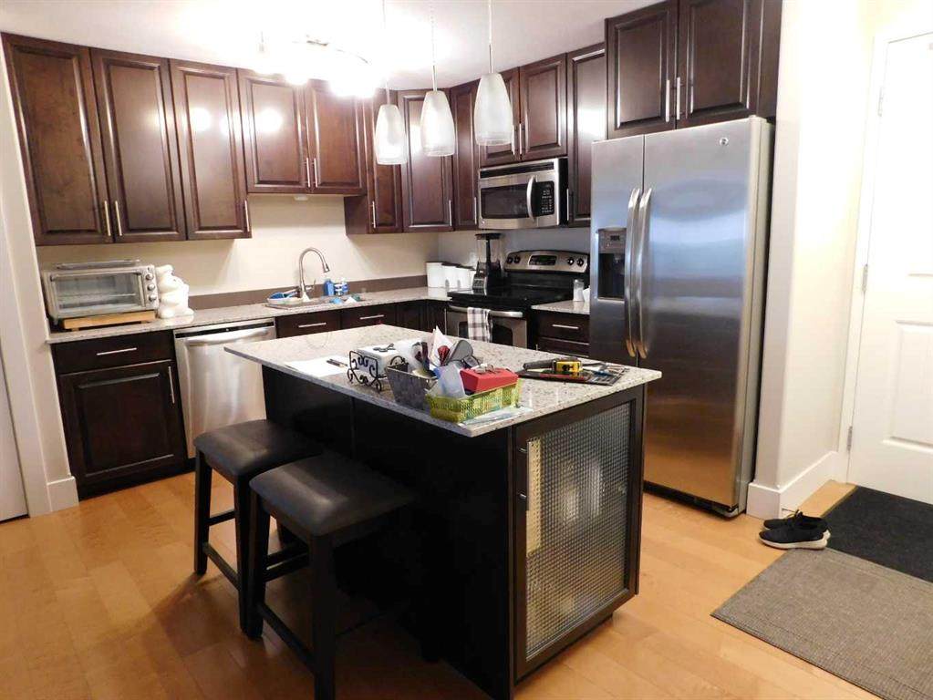 5901 71 Avenue - Photo 1