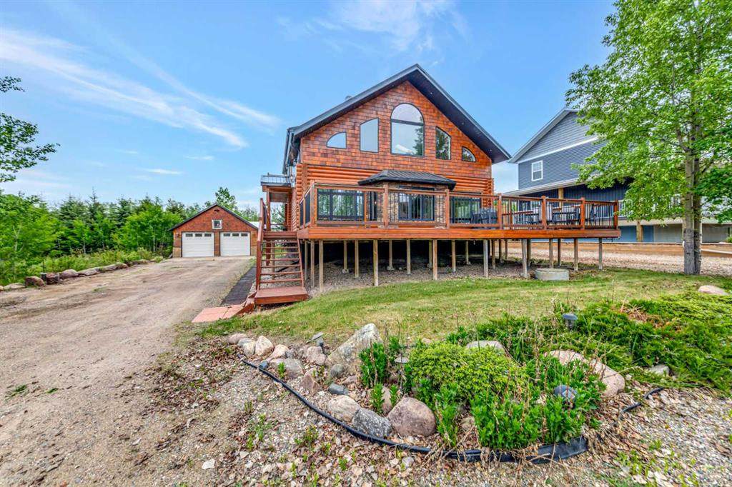 16 Lakeview Drive - Photo 1