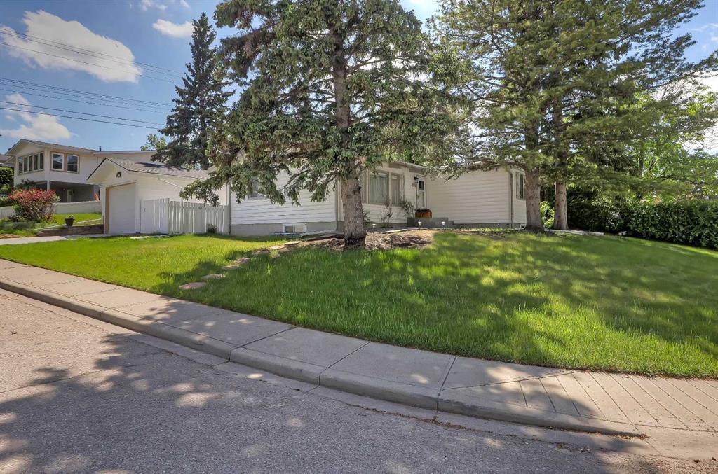 185 Springwood Drive - Photo 1