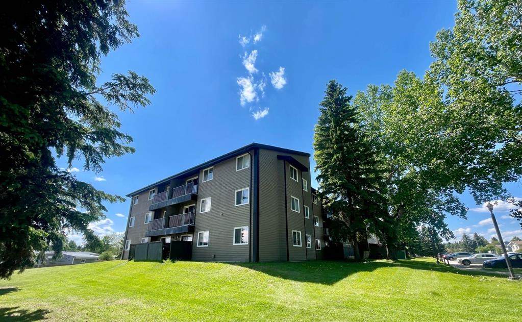5611 9 Avenue - Photo 1