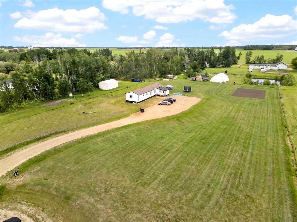 223 Sunset Drive - Photo 1