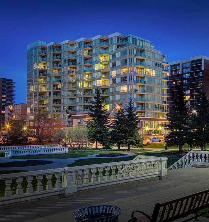626 14 Avenue - Photo 1