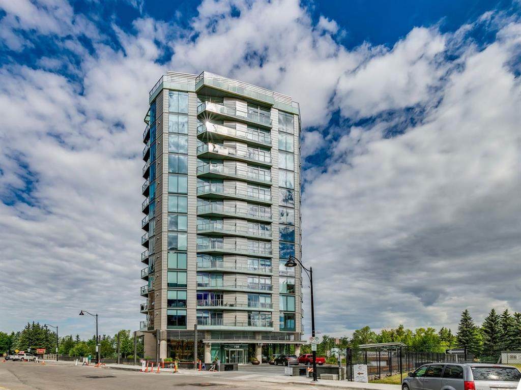 738 1 Avenue - Photo 1