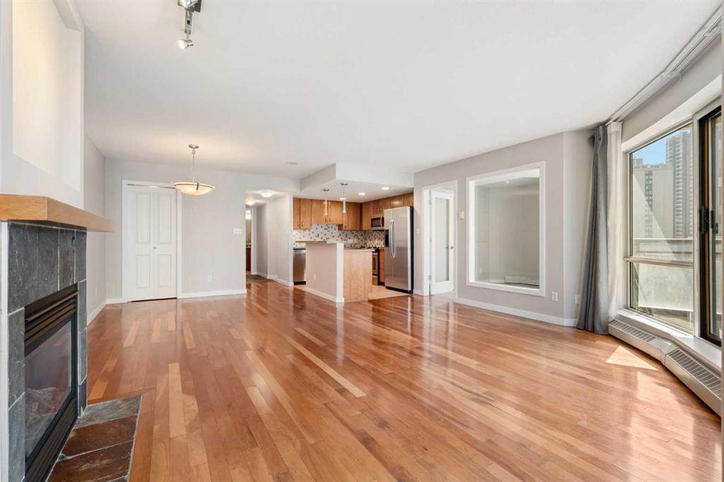 1088 6 Avenue - Photo 1