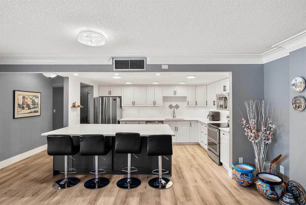 2425 90 Avenue - Photo 1