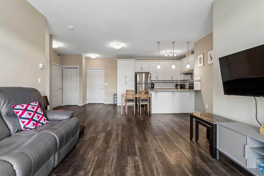 https://bt-photos.global.ssl.fastly.net/calgary/orig_boomver_2_A2330536-2.jpg
