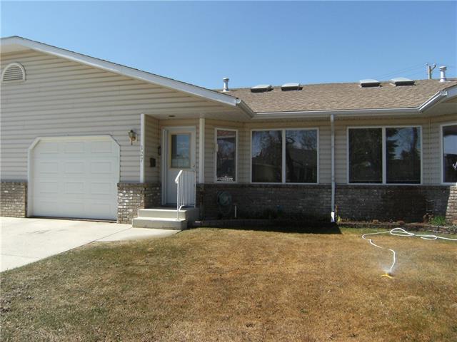 127 3rd Avenue - Photo 1