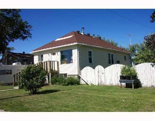 404 6 Street - Photo 1