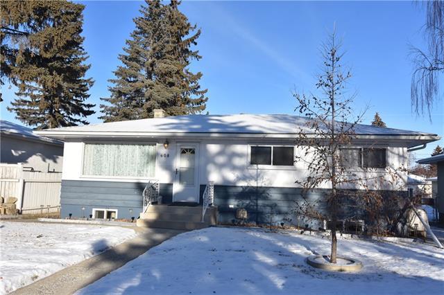 608 33 Avenue - Photo 1