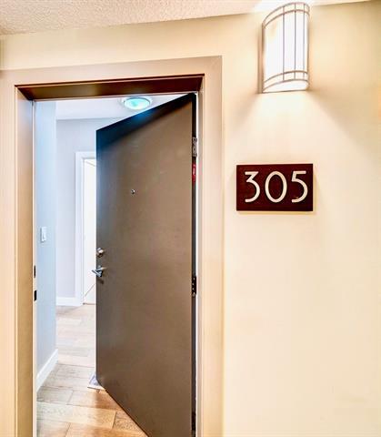 836 Royal Avenue - Photo 1