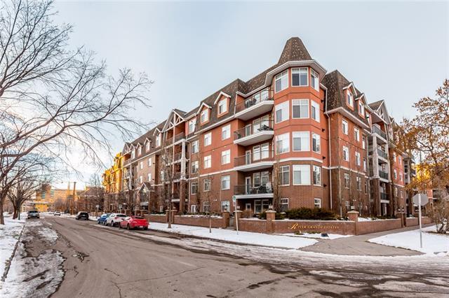 60 24 Avenue - Photo 1