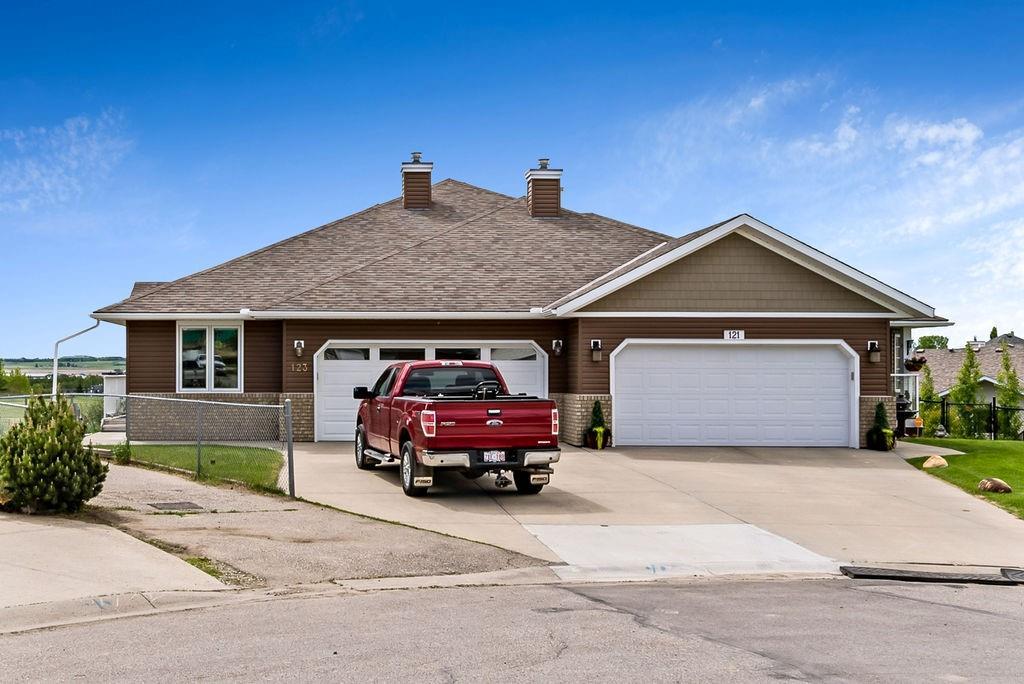 123 Sandstone Court - Photo 1