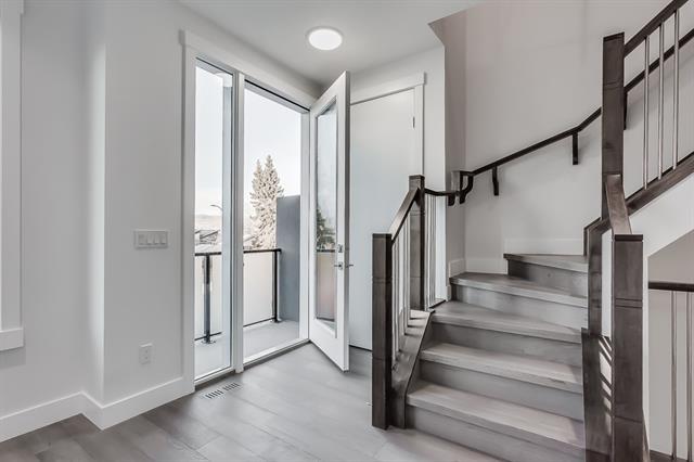 4838 21 Avenue - Photo 1