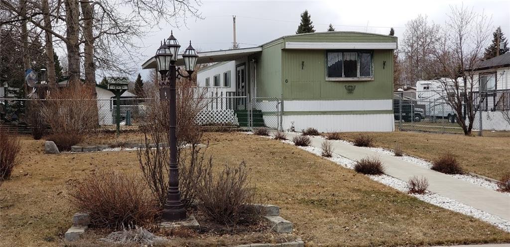 6 Tamarack Crescent - Photo 1