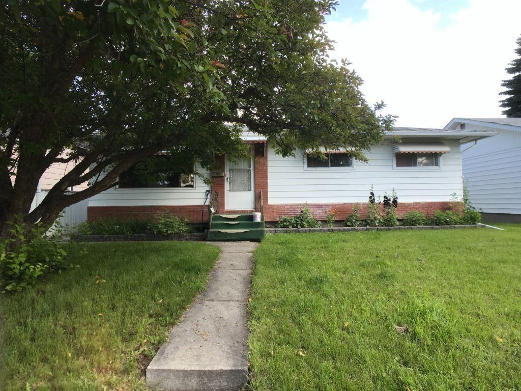 624 97 Avenue - Photo 1